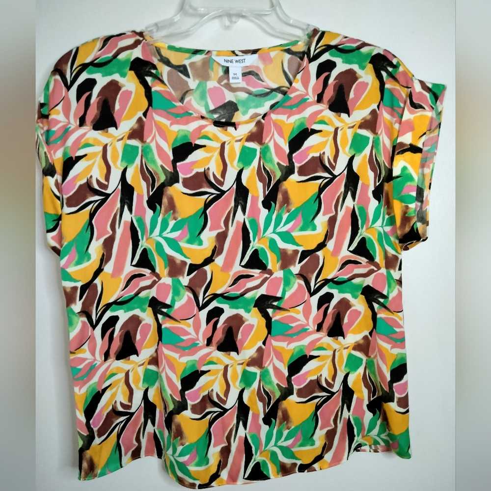 Nine West (Size M) Multicolor Vibrant Abstract Pattern Cuff Short Sleeve Blouse